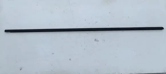 Opel Astra J Rubber seal front coupe door 13412777