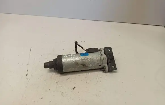 BMW 7 E65 E66 Seat adjustment motor 0130002613