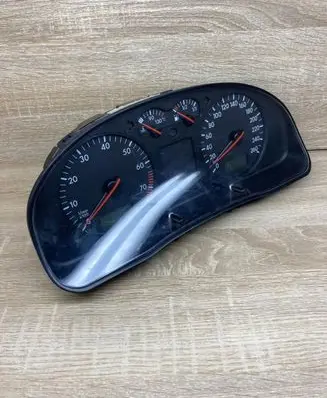 Volkswagen PASSAT B5 Speedometer (instrument cluster) 3B0919881F