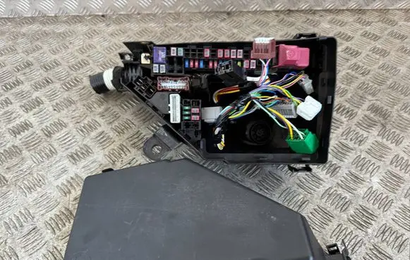 Nissan Qashqai J12 Fuse box set 243826UM0A