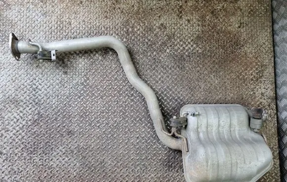 Dodge Challenger Muffler/silencer 68164449AA 10832