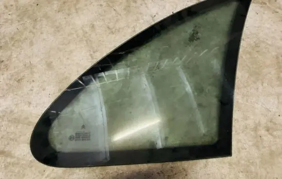 Citroen Xsara Picasso Rear side window