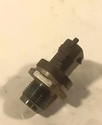 Renault Trafic II (X83) Fuel pressure sensor 0281002921