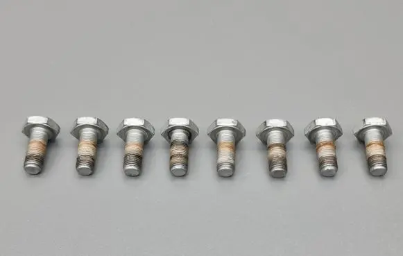 Jaguar XF X250 Flywheel bolts 