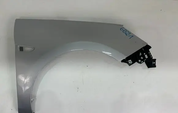 Opel Astra K Fender 39011391