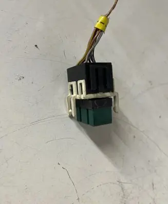 Mercedes-Benz A W168 Other relay 0025420319 9235 V23076F1002X1