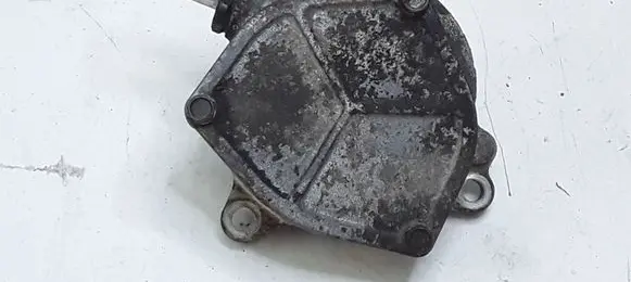 Subaru Impreza III Vacuum pump