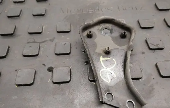 Mercedes-Benz GLK (X204) Other rear suspension part A2043520246