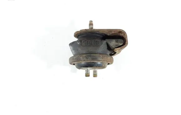 Suzuki XL7 I Engine mount bracket 68DB 1161068DB0