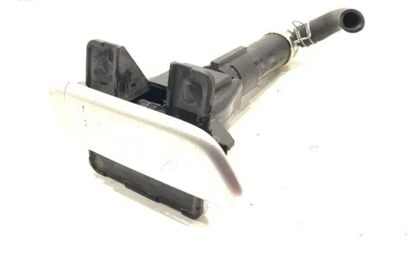 Headlight washer spray nozzle