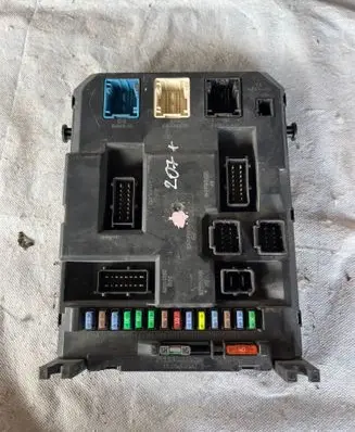 Mitsubishi Carisma Comfort/convenience module 9674016880 22661F01 PRT0676001