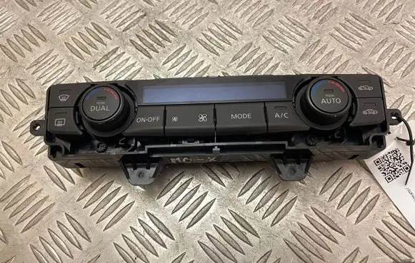 Mercedes-Benz X-class W470 Climate control unit 275005XA0A