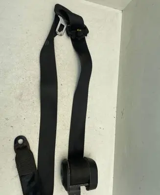 Opel Frontera B Front seatbelt A14070 047102