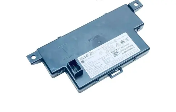 Tesla Model Y Door central lock control unit/module 110024100J 1100241-00-J