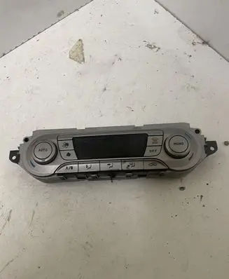 Ford Focus Climate control unit 7M5T18C612CD