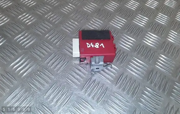 Lexus CT 200H Engine control unit/module 8597076010