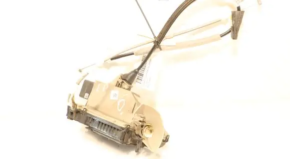 Citroen DS5 Front door lock 9686919480