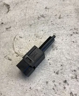 Nissan X-Trail T30 Brake pedal sensor switch