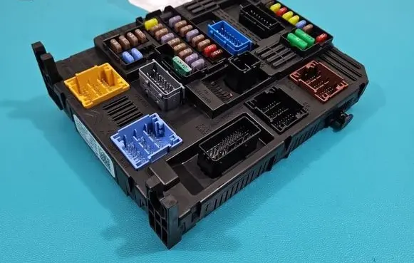 Citroen C4 Grand Picasso Central body control module 9830707780 IMPRK1517986