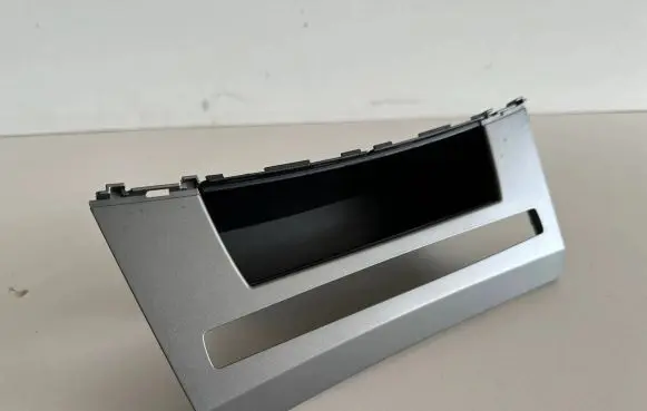 BMW 5 E60 E61 Glove box 6951029