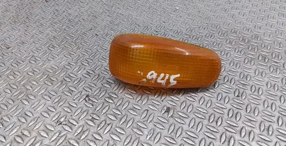 Mercedes-Benz Sprinter W901 W902 W903 W904 Front fender indicator light