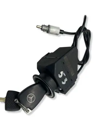 Mercedes-Benz CLK A208 C208 Ignition lock 2105450208