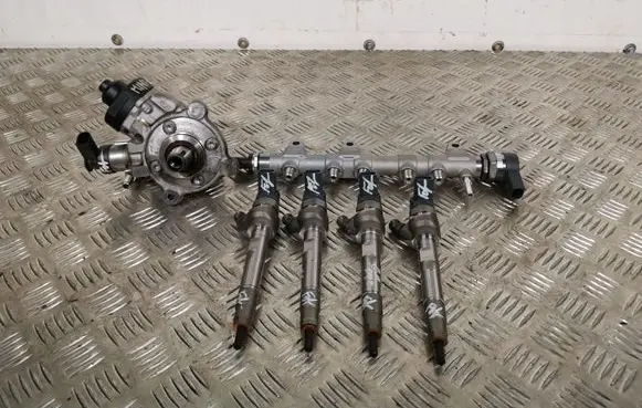 Mini Cooper Countryman F60 Fuel injectors set 0445110613 0445010768