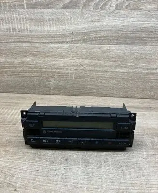 Volkswagen PASSAT B5.5 Climate control unit 3B1907044H
