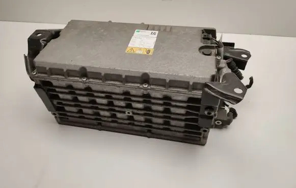 Mercedes-Benz C W205 Hybrid / electric car battery A7893407302