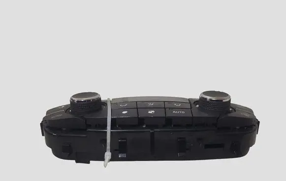 Opel Insignia A Climate control unit 13273102