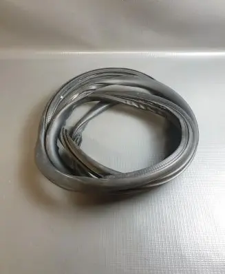 Peugeot Traveller Rear door rubber seal (on body) 