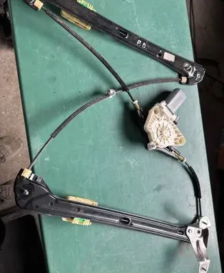 Volkswagen Golf VII Front door electric window regulator 5G4837462H 5Q0959802B