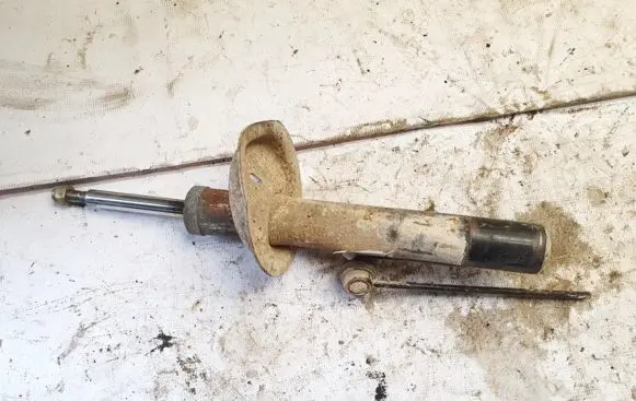 Peugeot 607 Front shock absorber/damper