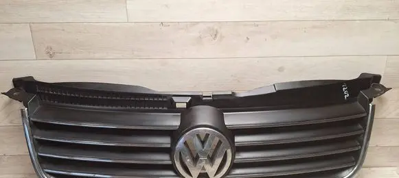 Volkswagen PASSAT B5.5 Front bumper upper radiator grill 3B0853651L 3B0853651J 3B0853651K