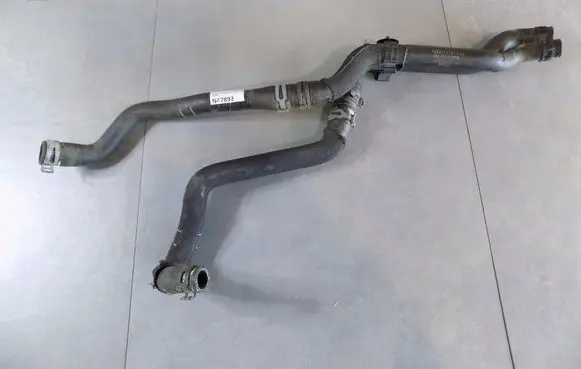 Audi A8 S8 D4 4H Engine coolant pipe/hose 4H0121060G