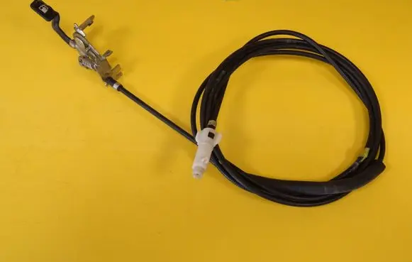Toyota Corolla Verso AR10 Fuel cap flap release cable 