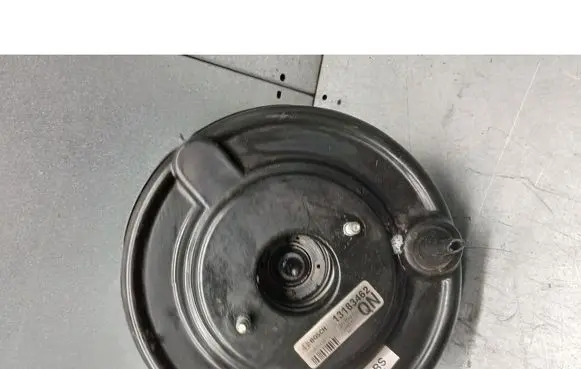Opel Corsa C Brake booster 13183462