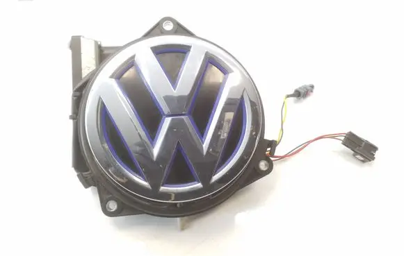 Volkswagen Golf VII Tailgate handle with camera 5GE827469E