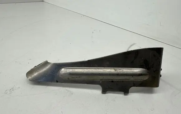 BMW X1 E84 Other engine bay part 7811385