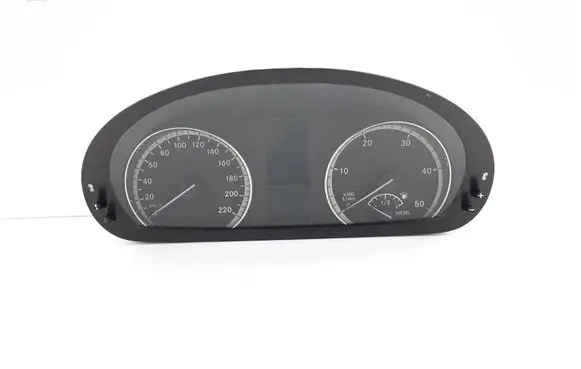 Speedometer (instrument cluster)