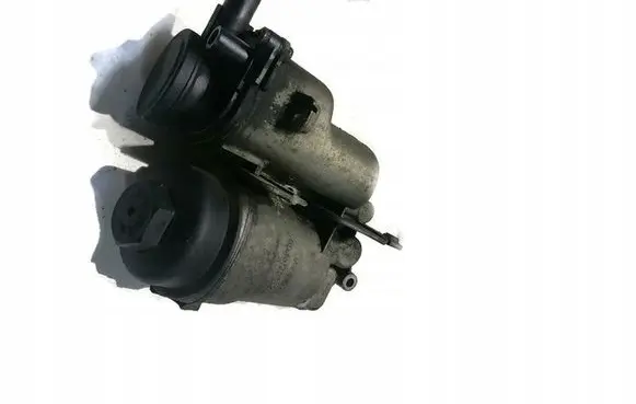 Volvo V70 Oil filter mounting bracket 08642839