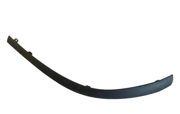 Front bumper lip