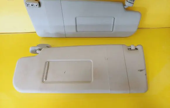 Volkswagen Polo IV 9N3 Sun visor