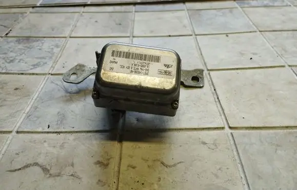 Volvo V50 ESP acceleration yaw rate sensor 3M5T14B296AB