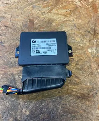 BMW 5 F10 F11 Hand brake control module 32620300