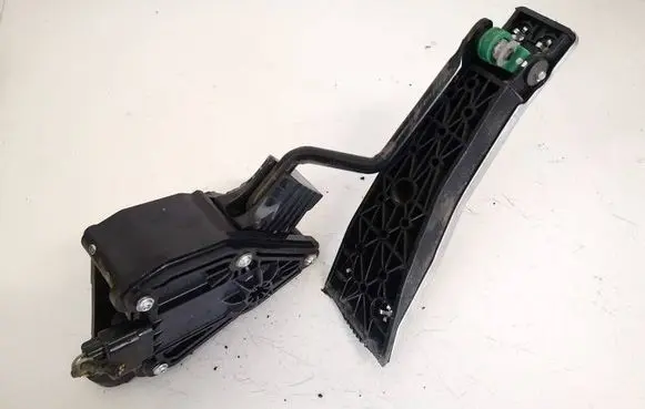 Honda Civic Accelerator throttle pedal