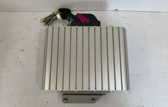 Mercedes-Benz GL X166 Sound amplifier A2219007304 BR221025246 A2219024703