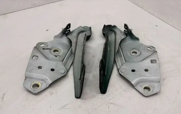 Chevrolet Camaro Engine bonnet/hood hinges 23351630 23351629 84110990