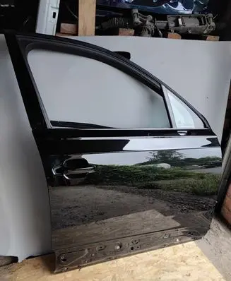 Audi Q7 4M Front door