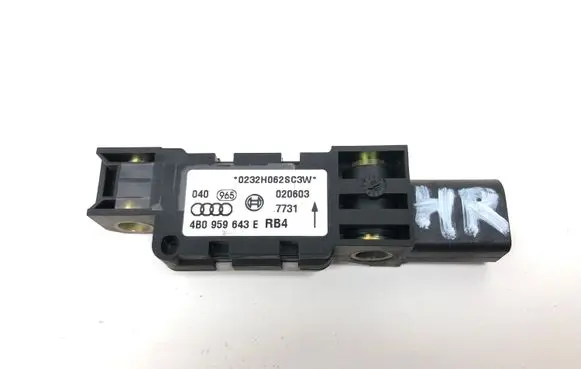 Audi A8 S8 D3 4E Airbag deployment crash/impact sensor 4B0959643E